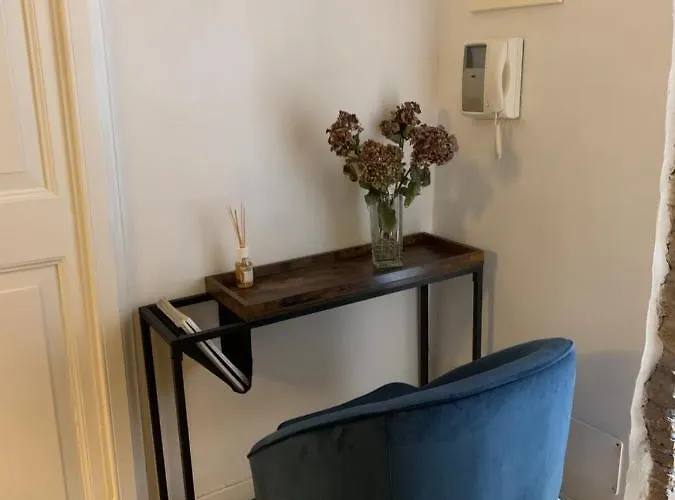 Urbana 33 Guest house 4*