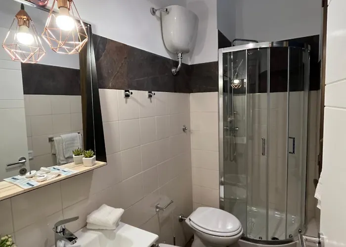 Urbana 33 Guest house 4*
